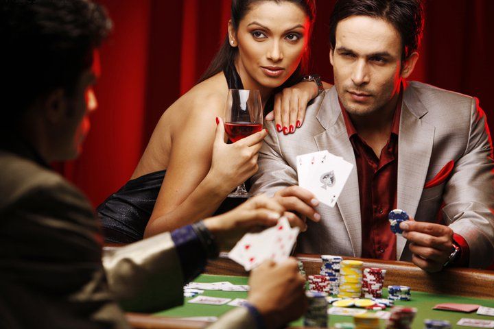 banker123 What Live Baccarat Salon Offers